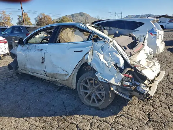 5YJ3E1EB0JF092342 2018 TESLA MODEL 3 - Image 2