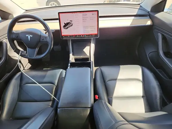 5YJ3E1EB0JF093359 2018 TESLA MODEL 3 - Image 8