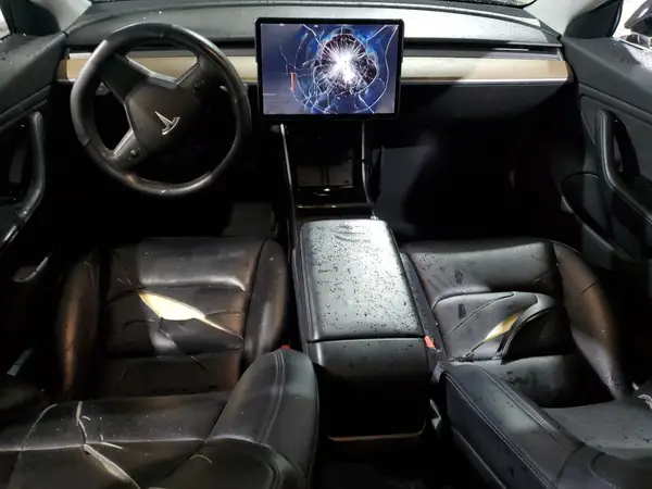 5YJ3E1EB0JF093992 2018 TESLA MODEL 3 - Image 8