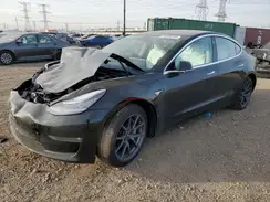 5YJ3E1EB0JF096990 2018 TESLA MODEL 3