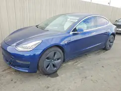 5YJ3E1EB0JF097847 2018 TESLA MODEL 3