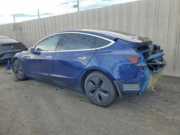 5YJ3E1EB0JF097847 2018 TESLA MODEL 3 - Image 2