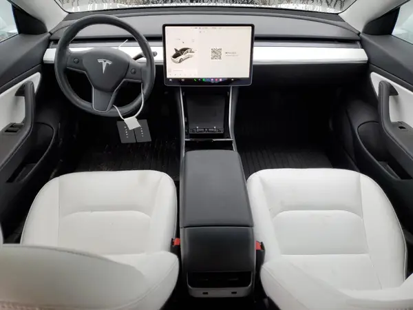 5YJ3E1EB0JF098092 2018 TESLA MODEL 3 - Image 8