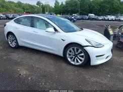 5YJ3E1EB0JF098108 2018 TESLA MODEL 3