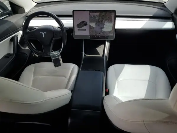 5YJ3E1EB0JF099209 2018 TESLA MODEL 3 - Image 8