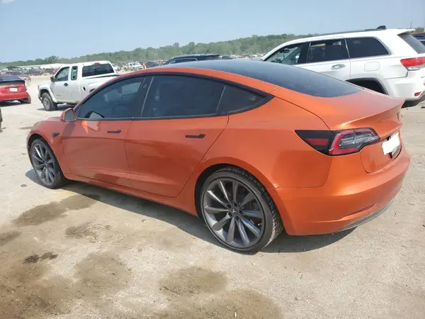 5YJ3E1EB0JF099582 2018 TESLA MODEL 3 - Image 2