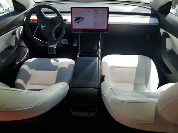 5YJ3E1EB0JF100214 2018 TESLA MODEL 3 - Image 8