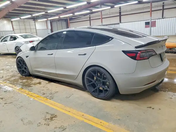 5YJ3E1EB0JF103436 2018 TESLA MODEL 3 - Image 2