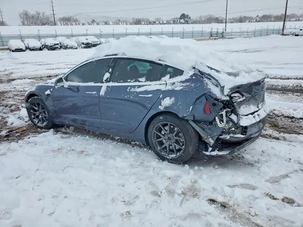 5YJ3E1EB0JF104053 2018 TESLA MODEL 3 - Image 2