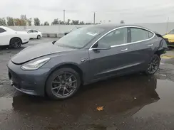 5YJ3E1EB0JF104215 2018 TESLA MODEL 3