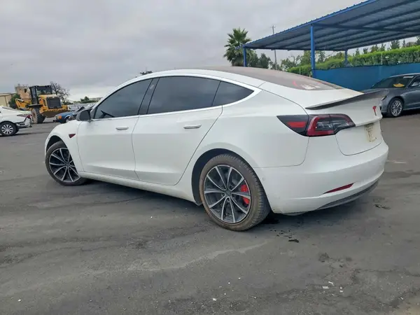 5YJ3E1EB0JF106594 2018 TESLA MODEL 3 - Image 2
