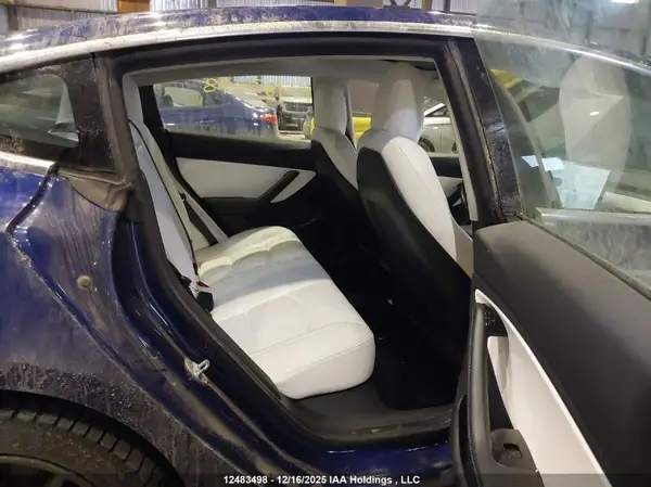 5YJ3E1EB0JF107938 2018 TESLA MODEL 3 - Image 8