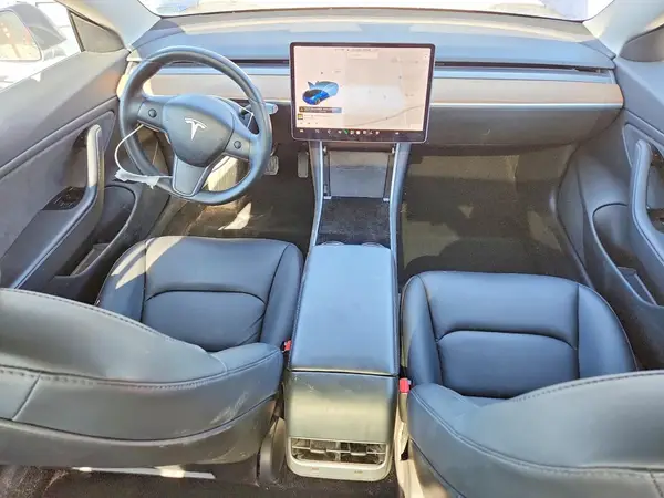 5YJ3E1EB0JF108426 2018 TESLA MODEL 3 - Image 8