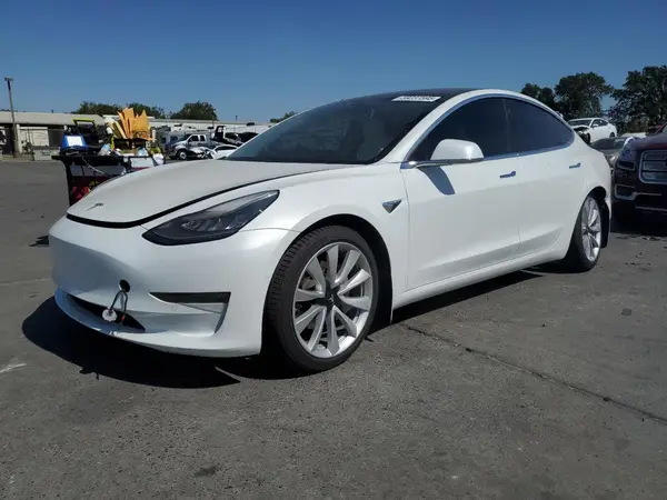 5YJ3E1EB0JF112248 2018 TESLA MODEL 3 - Image 1