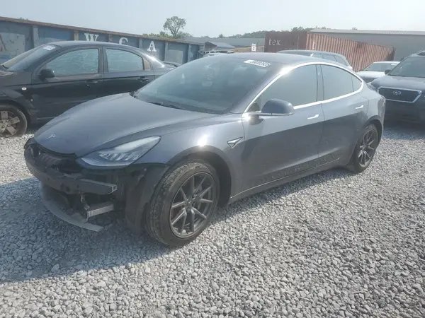 5YJ3E1EB0JF114050 2018 TESLA MODEL 3 - Image 1