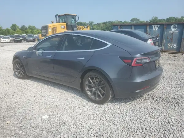 5YJ3E1EB0JF114050 2018 TESLA MODEL 3 - Image 2