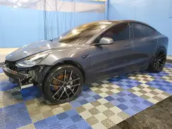 5YJ3E1EB0JF114131 2018 TESLA MODEL 3