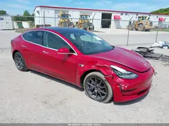 5YJ3E1EB0JF114730 2018 TESLA MODEL 3