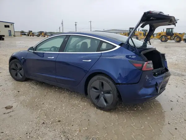5YJ3E1EB0JF115411 2018 TESLA MODEL 3 - Image 2