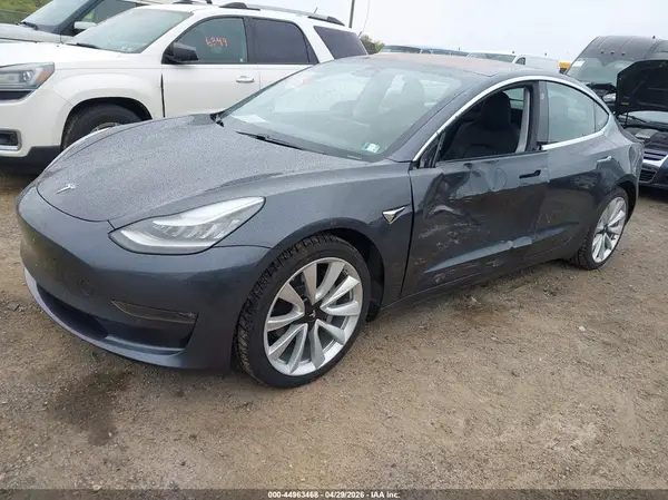 5YJ3E1EB0JF116560 2018 TESLA MODEL 3 - Image 2