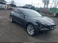 5YJ3E1EB0JF116591 2018 TESLA MODEL 3