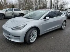 5YJ3E1EB0JF117059 2018 TESLA MODEL 3
