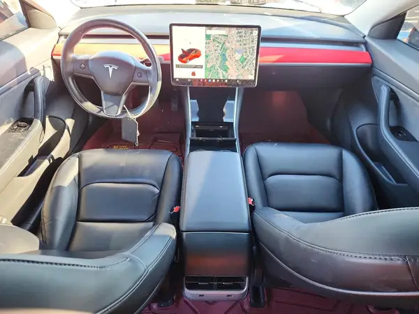 5YJ3E1EB0JF117241 2018 TESLA MODEL 3 - Image 8