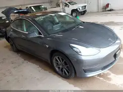 5YJ3E1EB0JF119149 2018 TESLA MODEL 3