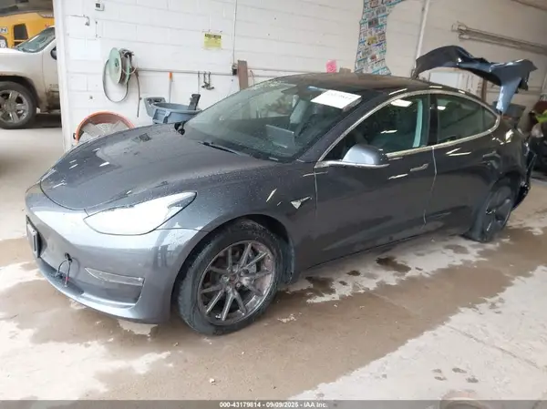 5YJ3E1EB0JF119149 2018 TESLA MODEL 3 - Image 2