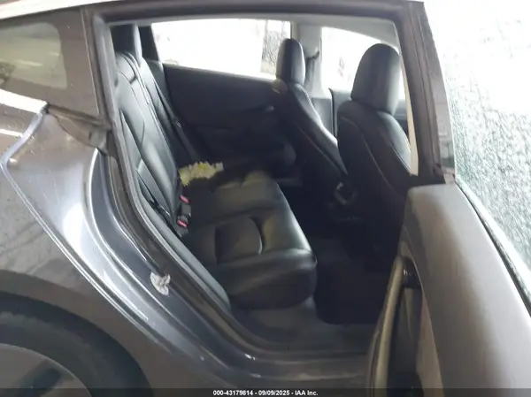 5YJ3E1EB0JF119149 2018 TESLA MODEL 3 - Image 8