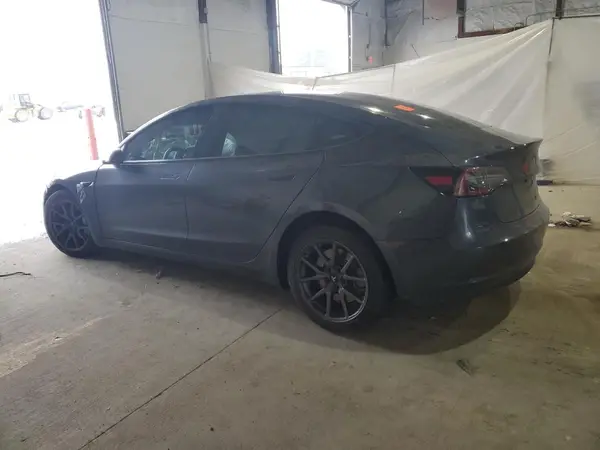 5YJ3E1EB0JF119457 2018 TESLA MODEL 3 - Image 2