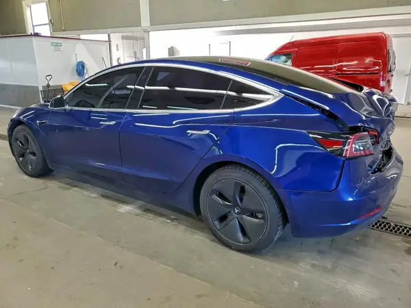 5YJ3E1EB0JF120365 2018 TESLA MODEL 3 - Image 2