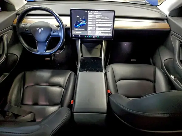 5YJ3E1EB0JF120365 2018 TESLA MODEL 3 - Image 8