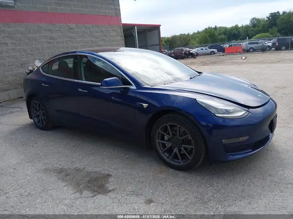 5YJ3E1EB0JF120558 2018 TESLA MODEL 3 - Image 1