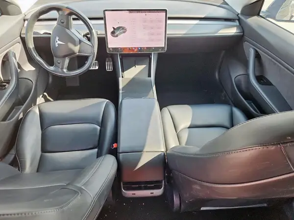 5YJ3E1EB0JF129079 2018 TESLA MODEL 3 - Image 8