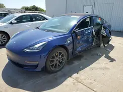 5YJ3E1EB0JF130278 2018 TESLA MODEL 3