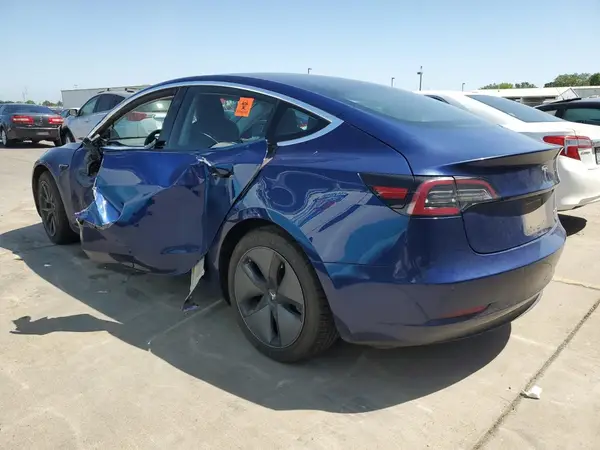 5YJ3E1EB0JF130278 2018 TESLA MODEL 3 - Image 2