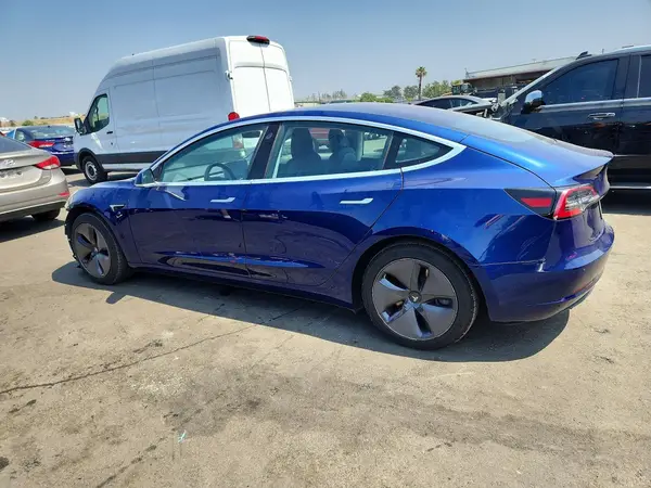 5YJ3E1EB0JF130751 2018 TESLA MODEL 3 - Image 2