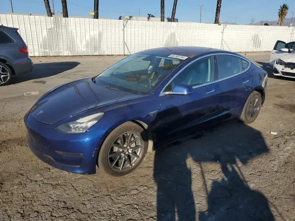 5YJ3E1EB0JF131012 2018 TESLA MODEL 3 - Image 1