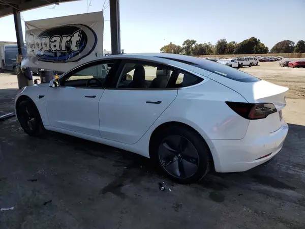 5YJ3E1EB0JF131172 2018 TESLA MODEL 3 - Image 2
