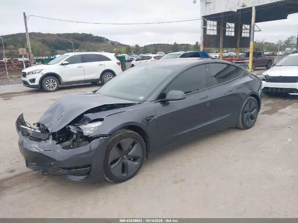 5YJ3E1EB0JF131365 2018 TESLA MODEL 3 - Image 2