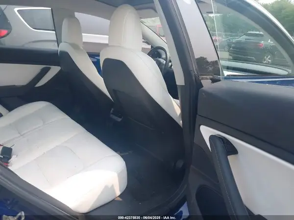 5YJ3E1EB0JF134699 2018 TESLA MODEL 3 - Image 8