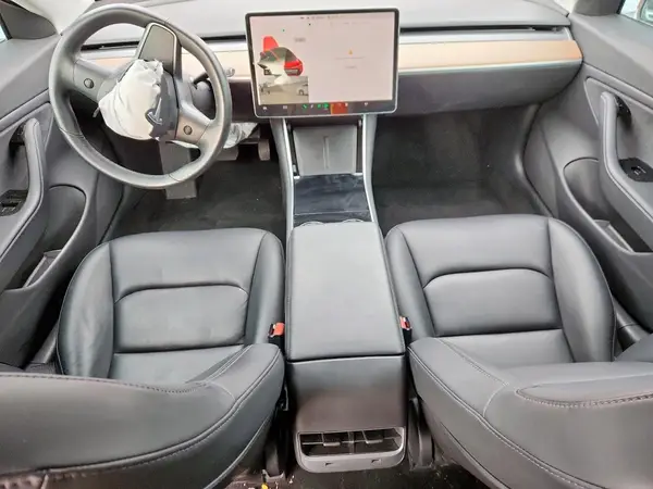 5YJ3E1EB0JF146125 2018 TESLA MODEL 3 - Image 8