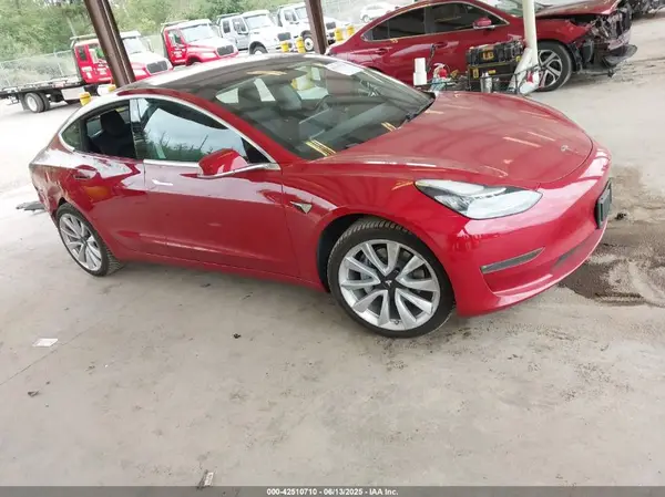 5YJ3E1EB0JF146173 2018 TESLA MODEL 3 - Image 1