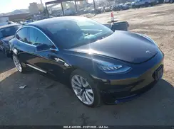 5YJ3E1EB0JF149090 2018 TESLA MODEL 3