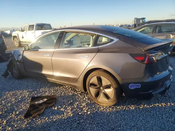 5YJ3E1EB0JF170196 2018 TESLA MODEL 3 - Image 2