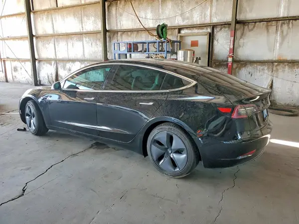 5YJ3E1EB0JF170649 2018 TESLA MODEL 3 - Image 2