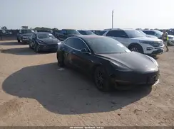 5YJ3E1EB0JF181991 2018 TESLA MODEL 3