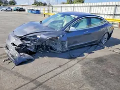 5YJ3E1EB0JF182834 2018 TESLA MODEL 3
