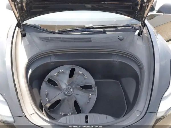 5YJ3E1EB0JF183904 2018 TESLA MODEL 3 - Image 8